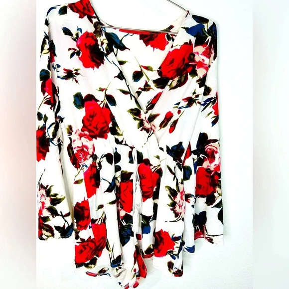 🆕 White And Floral Boho Long Sleeve Romper Size Medium - Picture 3 of 6